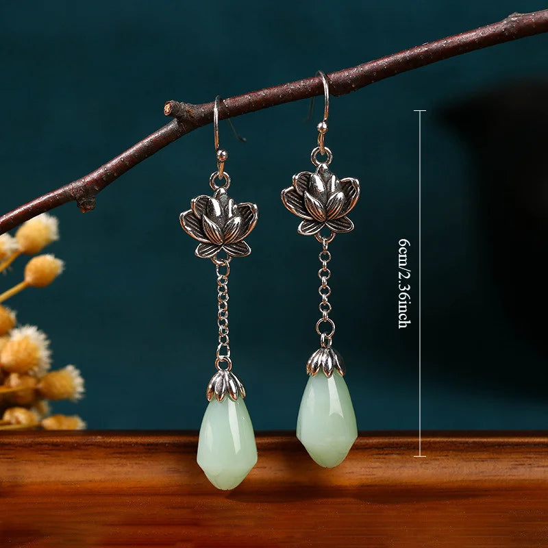 New Chinese Style Retro Yulan Flower Earrings for Women Enamel Ethnic Style Imitation Hotan Jade Antique Earrings Jewelry Gifts