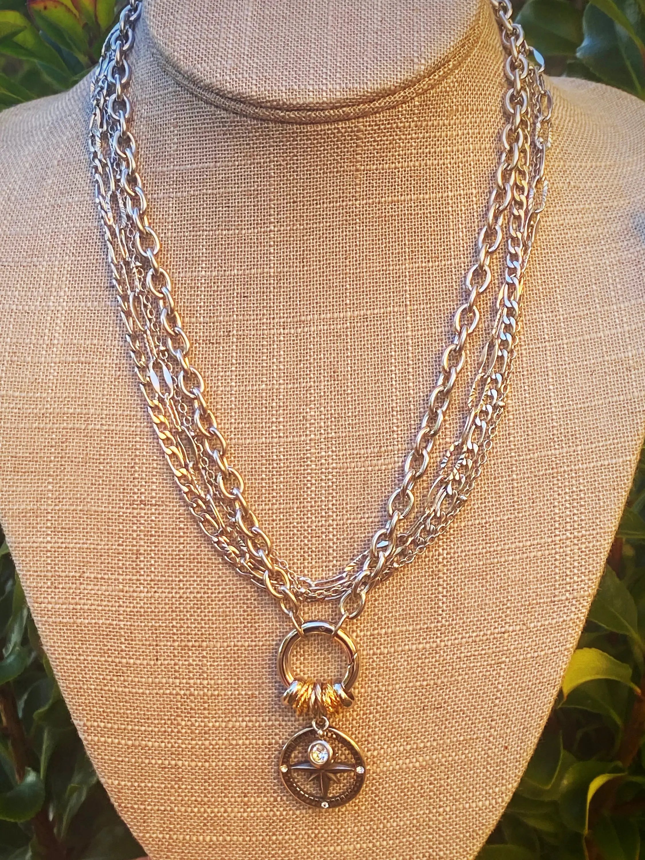 MULTI CHAIN NECKLACE