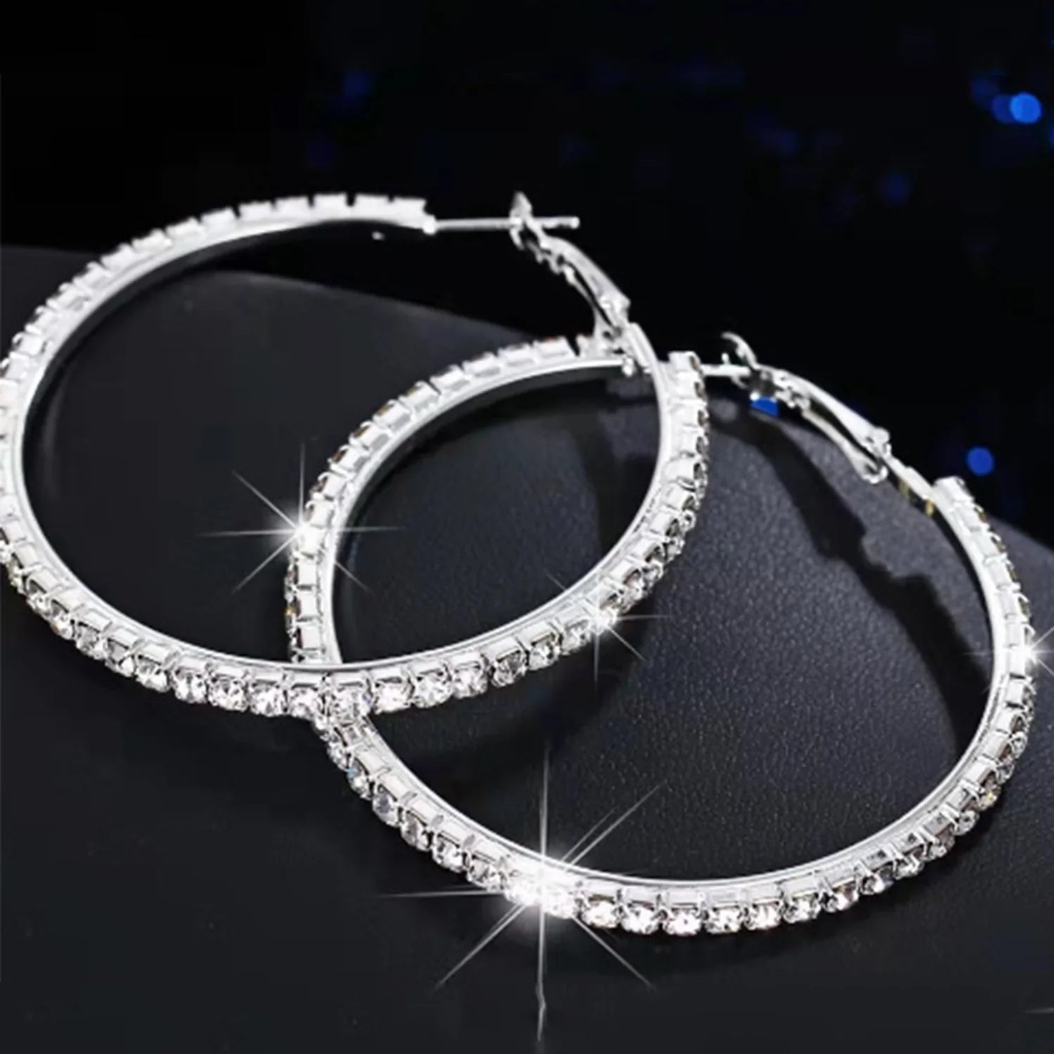Elegant Sparkling Black Hoop Earrings with Clear Gemstones for Women Stylish Round Design Perfect Jewelry Gift Novelty Earrings