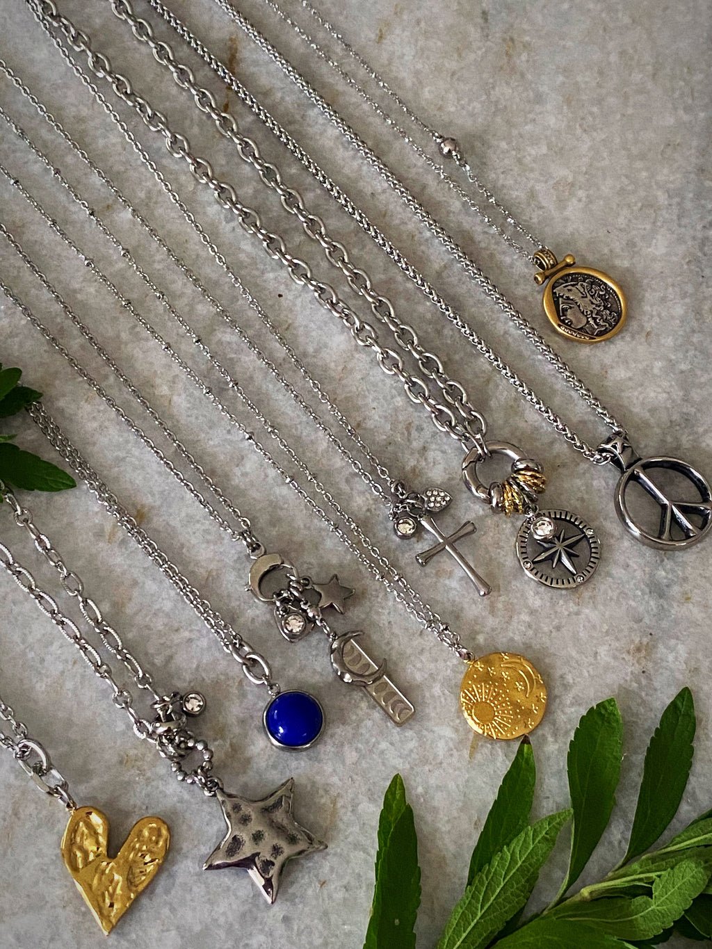 DAINTY CROSS NECKLACE