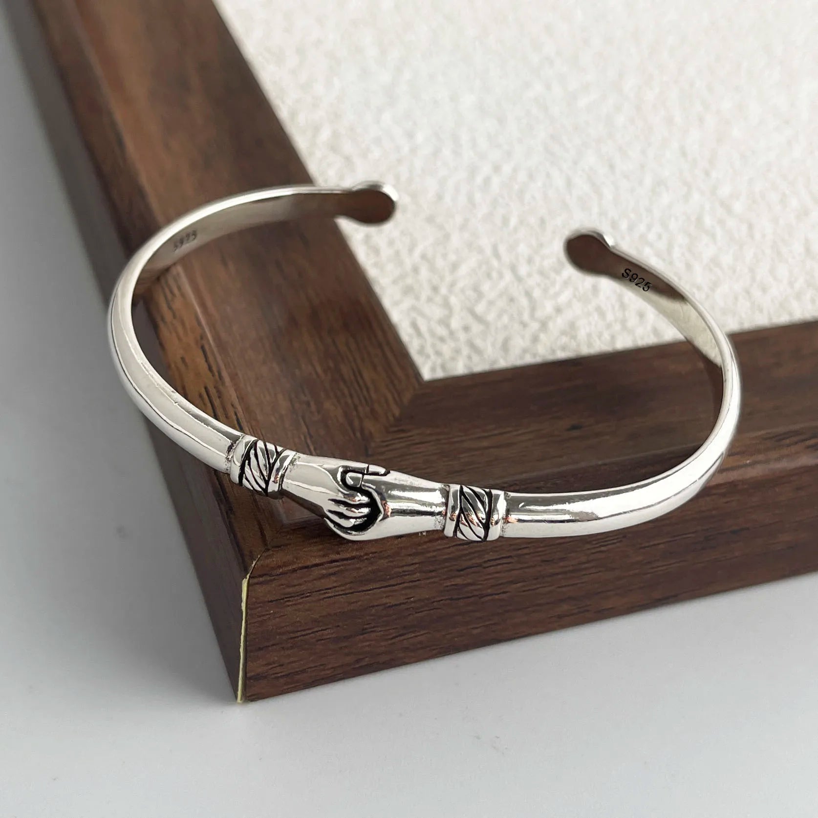 925 Sterling Silver Bracelets for Women Men String Accessories Trend Hand in Hand Shape Pattern Pendant Party Jewelry Gift