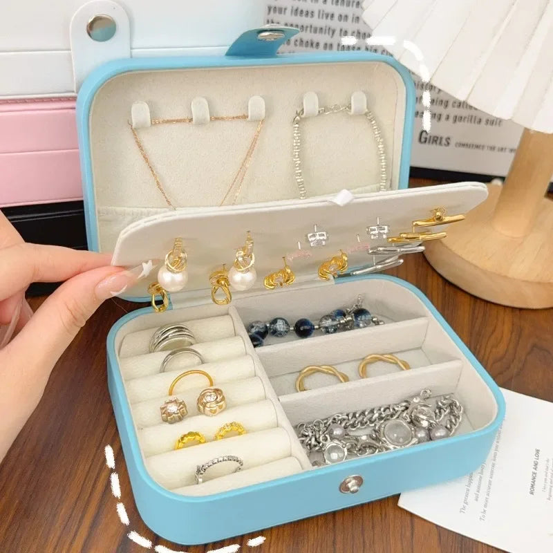 Portable Jewelry Storage Box Travel Organizer Jewelry Case Leather Storage Earrings Necklace Ring Jewelry Organizer Display Gift